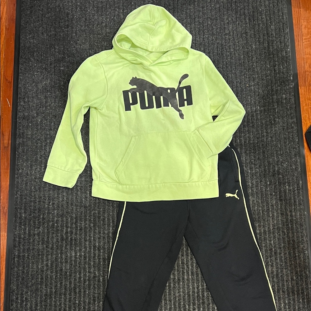 Puma  Neon Green Hoodie and Black Track Pants Kids size S (8)